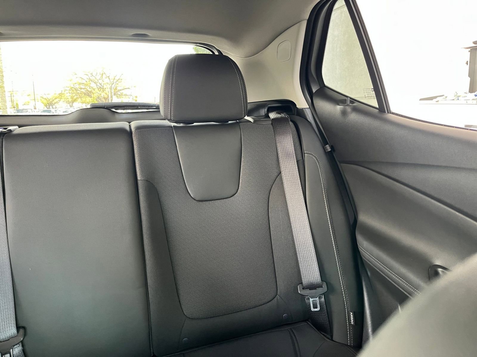 Used 2025 Buick Encore GX Preferred image 37