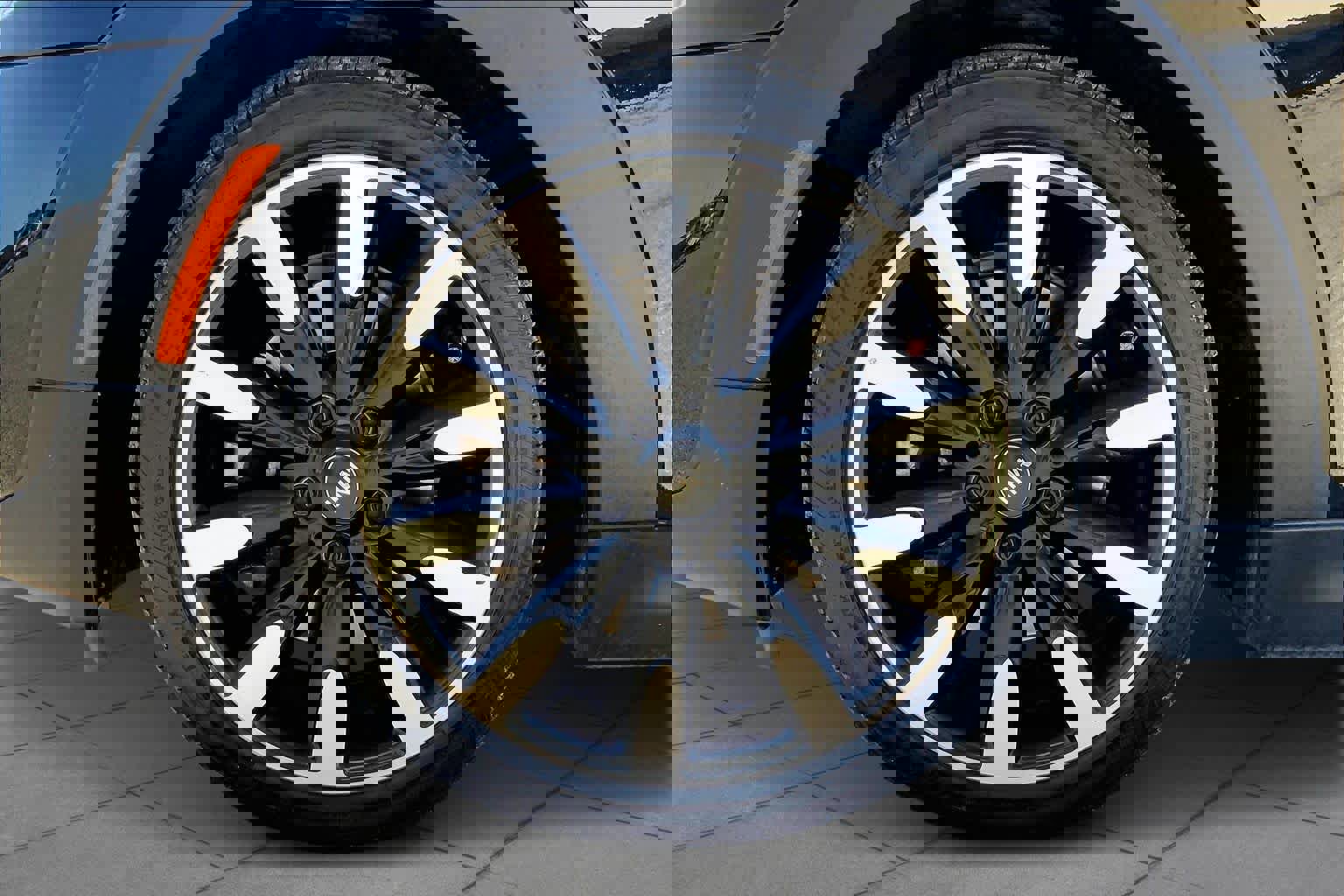 Used 2021 MINI Cooper S image 9