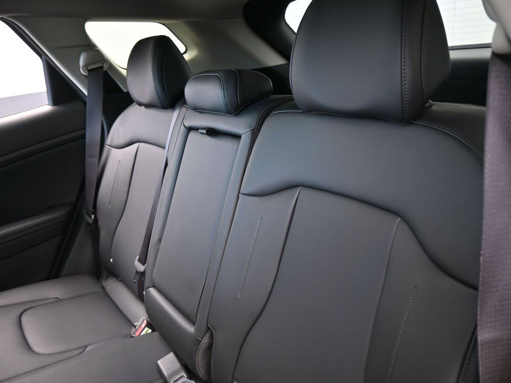 Used 2025 Kia Sportage EX w/ EX Premium Package image 30