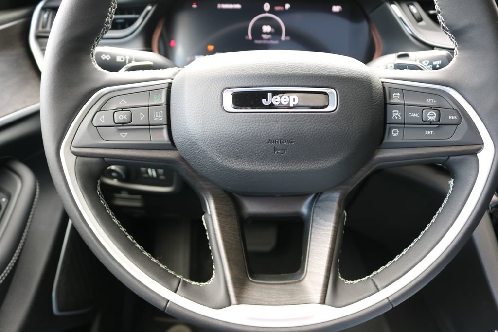 New 2026 Jeep Grand Cherokee Limited AWD/4WD image 22