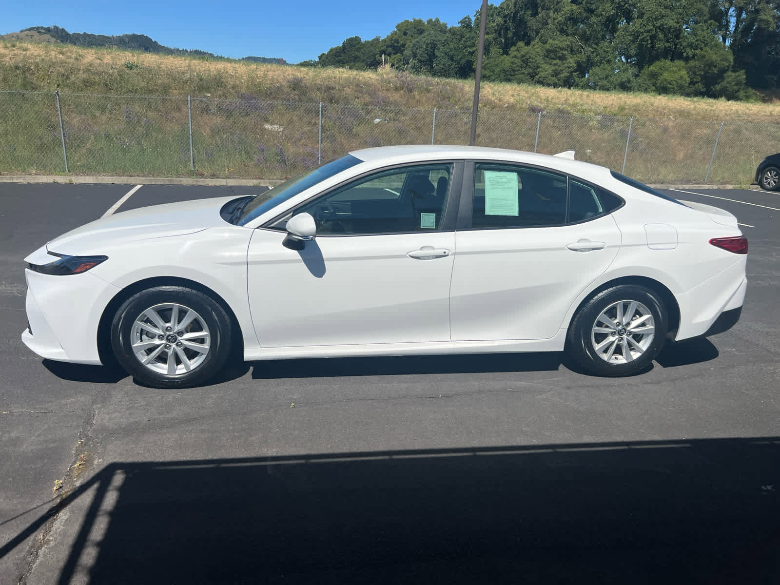 Used 2025 Toyota Camry LE FWD image 7