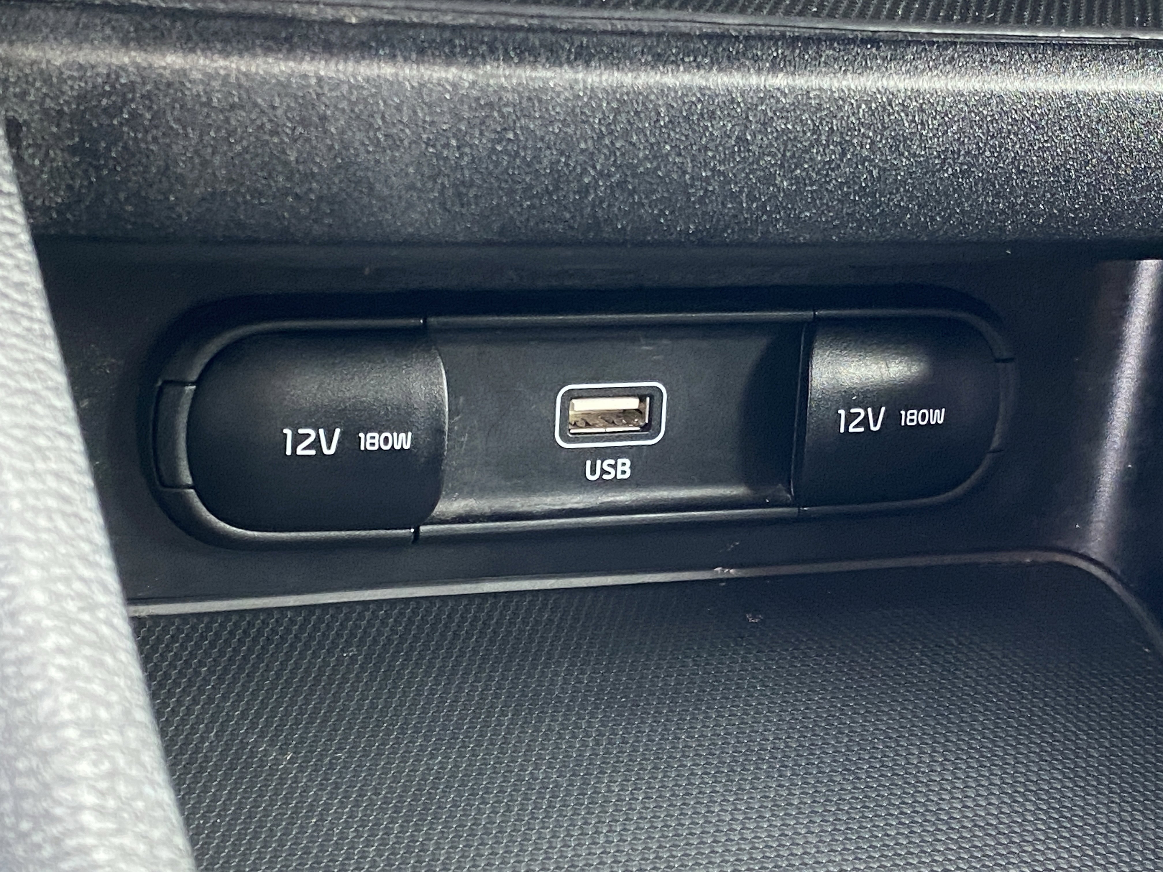 Used 2023 Kia Forte LXS image 21