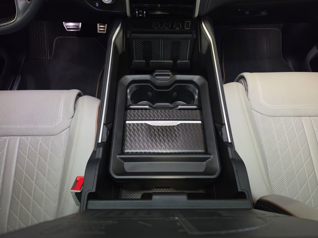 Used 2025 RAM 1500 Tungsten AWD/4WD image 17