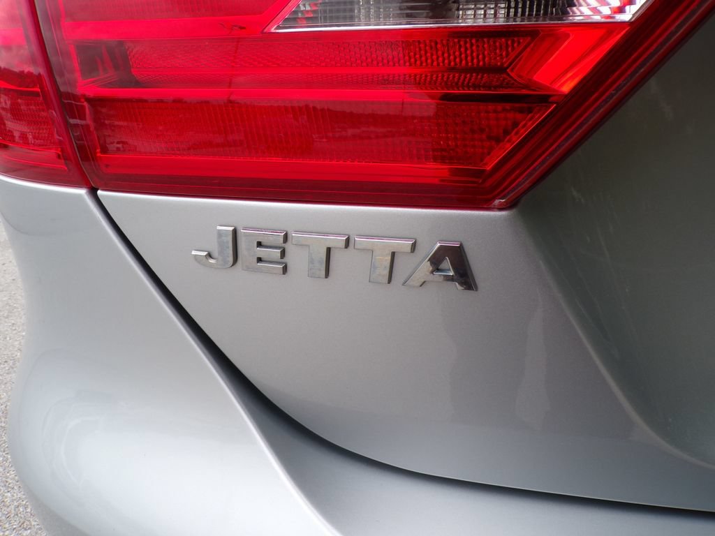 Used 2013 Volkswagen Jetta Sedan FWD image 16