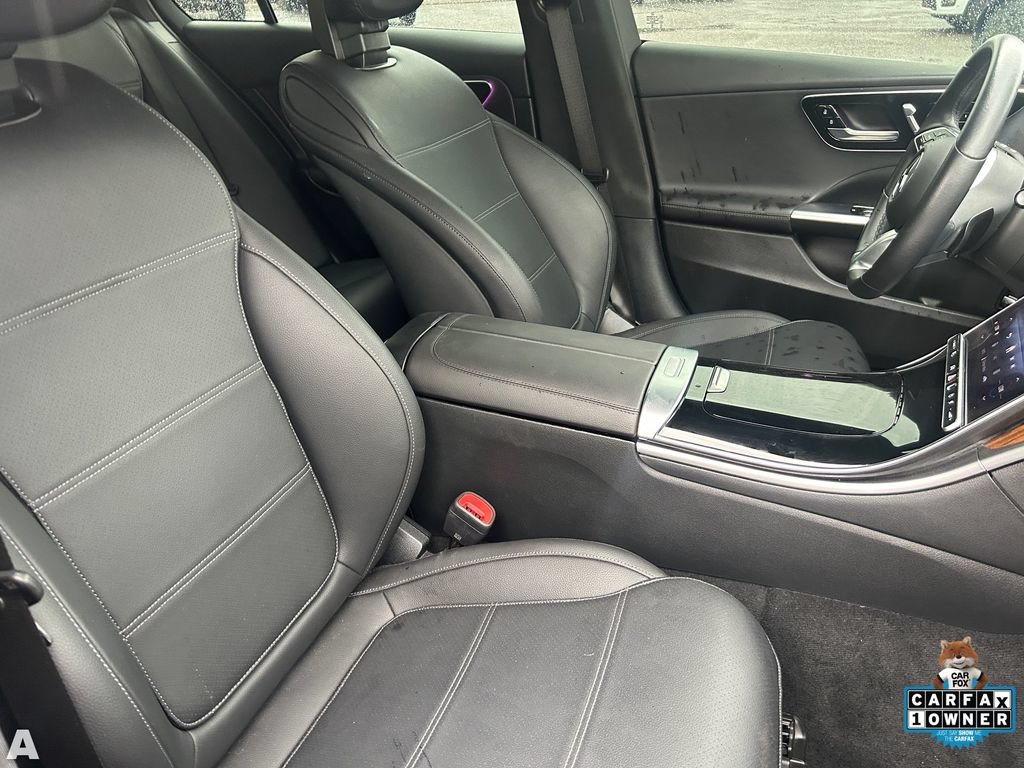 Used 2025 Mercedes-Benz C 300 4MATIC Sedan image 11