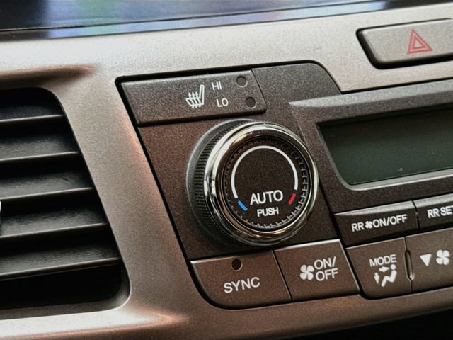 Used 2016 Honda Odyssey Touring Elite image 20