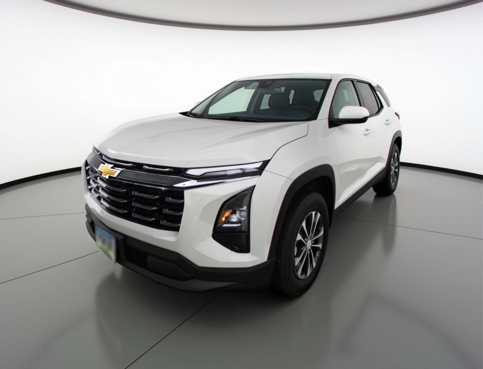 Used 2025 Chevrolet Equinox LT image 3