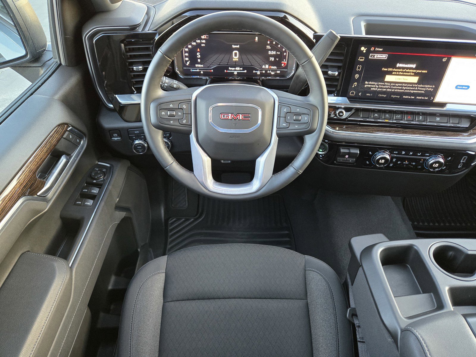 Used 2025 GMC Sierra 1500 Elevation image 11