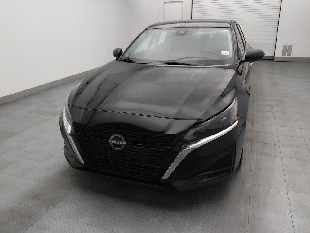 Used 2024 Nissan Altima 2.5 SV image 15