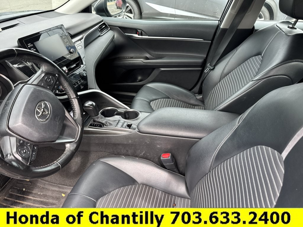 Used 2022 Toyota Camry SE AWD/4WD image 1