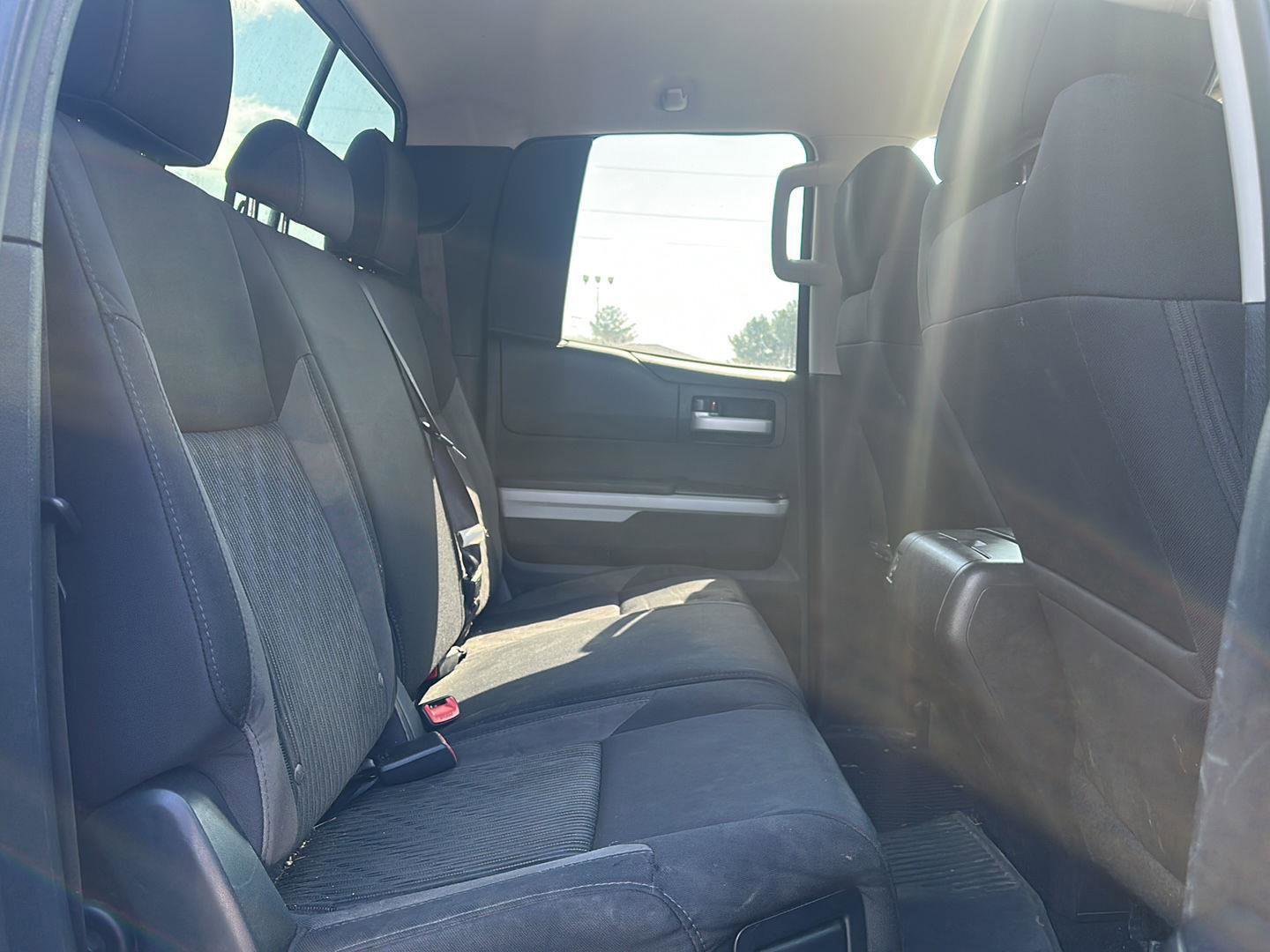 Used 2014 Toyota Tundra SR5 w/ SR5 Upgrade Package AWD/4WD image 13