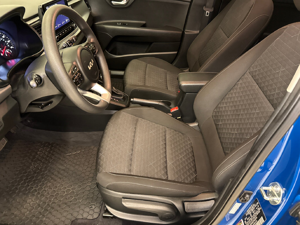 Used 2023 Kia Rio S FWD image 18