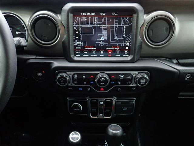 Used 2023 Jeep Wrangler Unlimited w/ Cold Weather Group image 15
