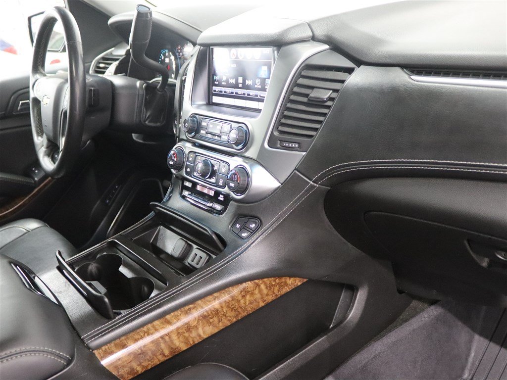 Used 2017 Chevrolet Tahoe Premier AWD/4WD image 30