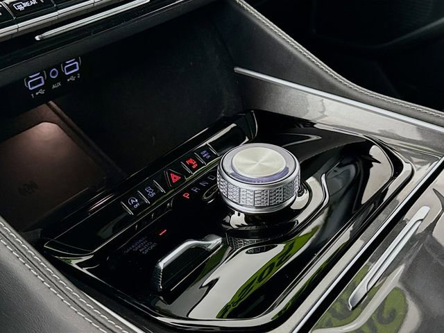 Used 2024 Jeep Wagoneer 4WD w/ Premium Group I image 17