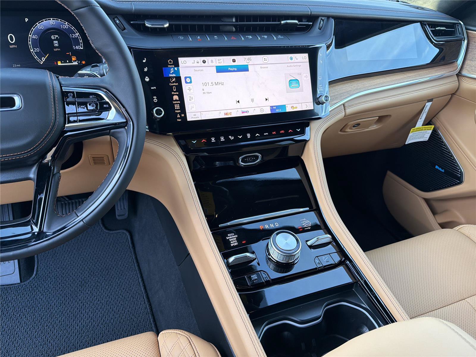 New 2026 Jeep Grand Cherokee Summit AWD/4WD image 29