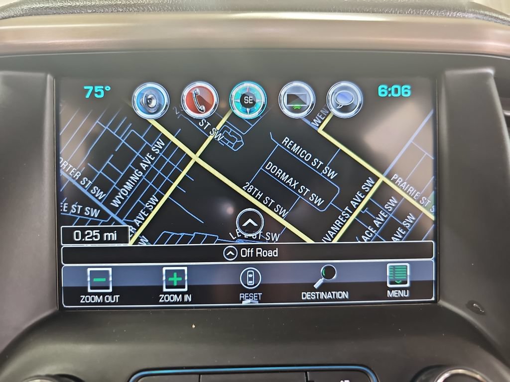 Used 2019 GMC Acadia Denali w/ Technology Package AWD/4WD image 24