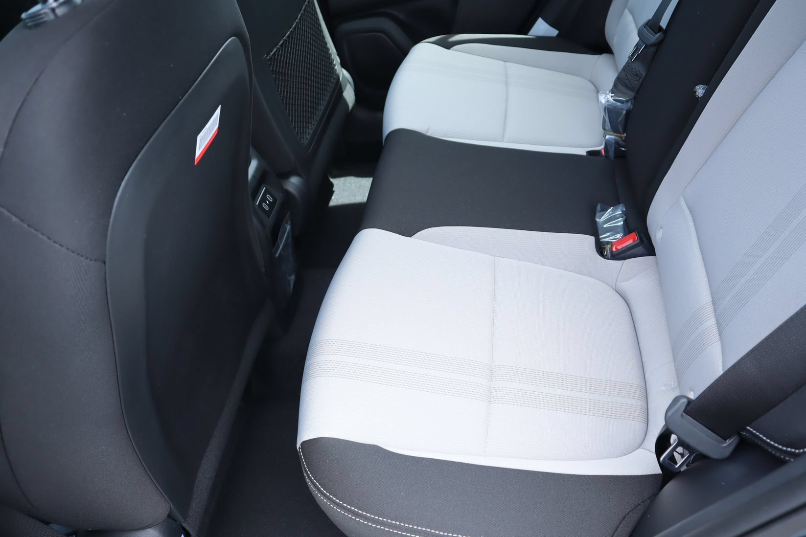 New 2026 Hyundai Venue SEL FWD image 18