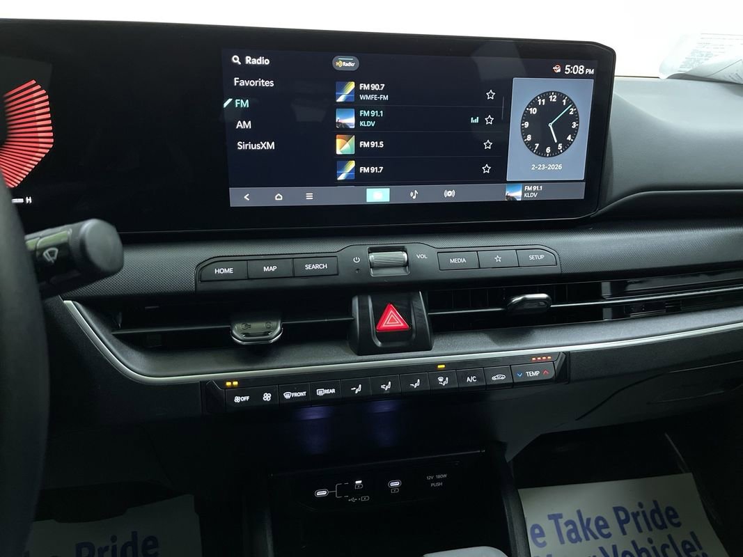 Used 2025 Kia K4 LXS image 21