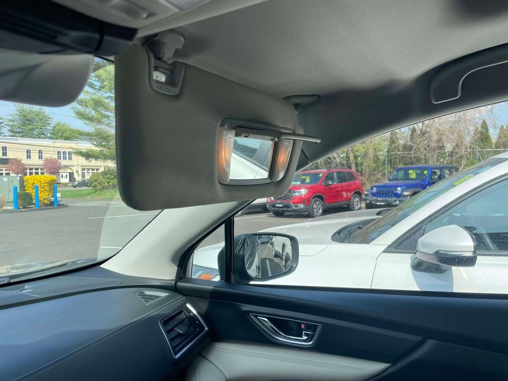 Used 2022 Subaru Ascent Limited w/ Technology Package image 32