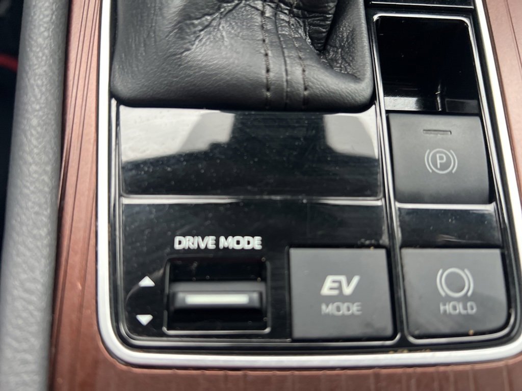 Used 2021 Toyota Sienna LE image 20