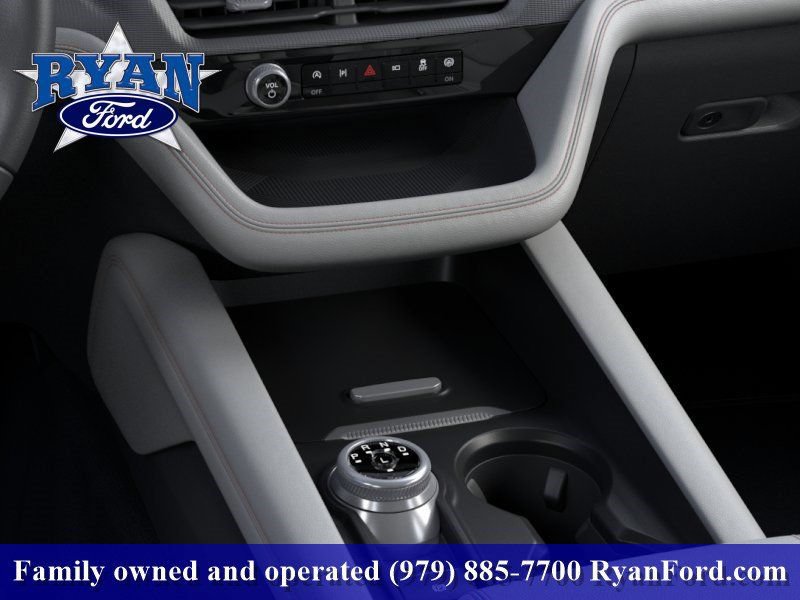 New 2025 Ford Explorer Active w/ Active Comfort Package RWD image 15