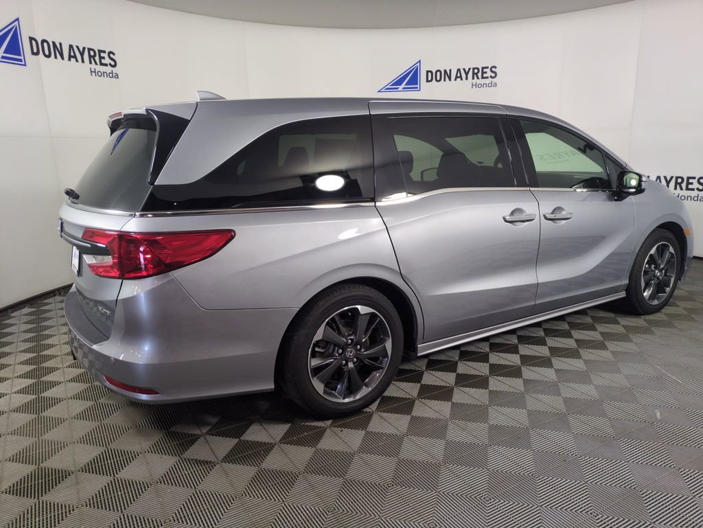 Certified 2024 Honda Odyssey Elite image 9
