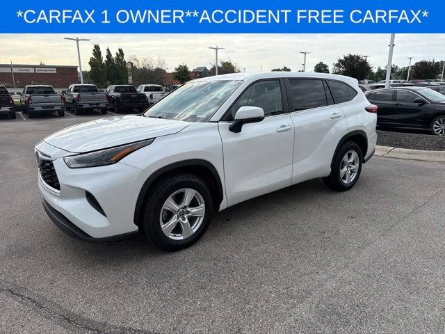 Used 2023 Toyota Highlander L FWD image 5