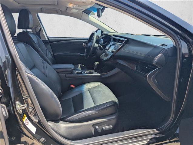 Used 2013 Toyota Avalon XLE Premium FWD image 18