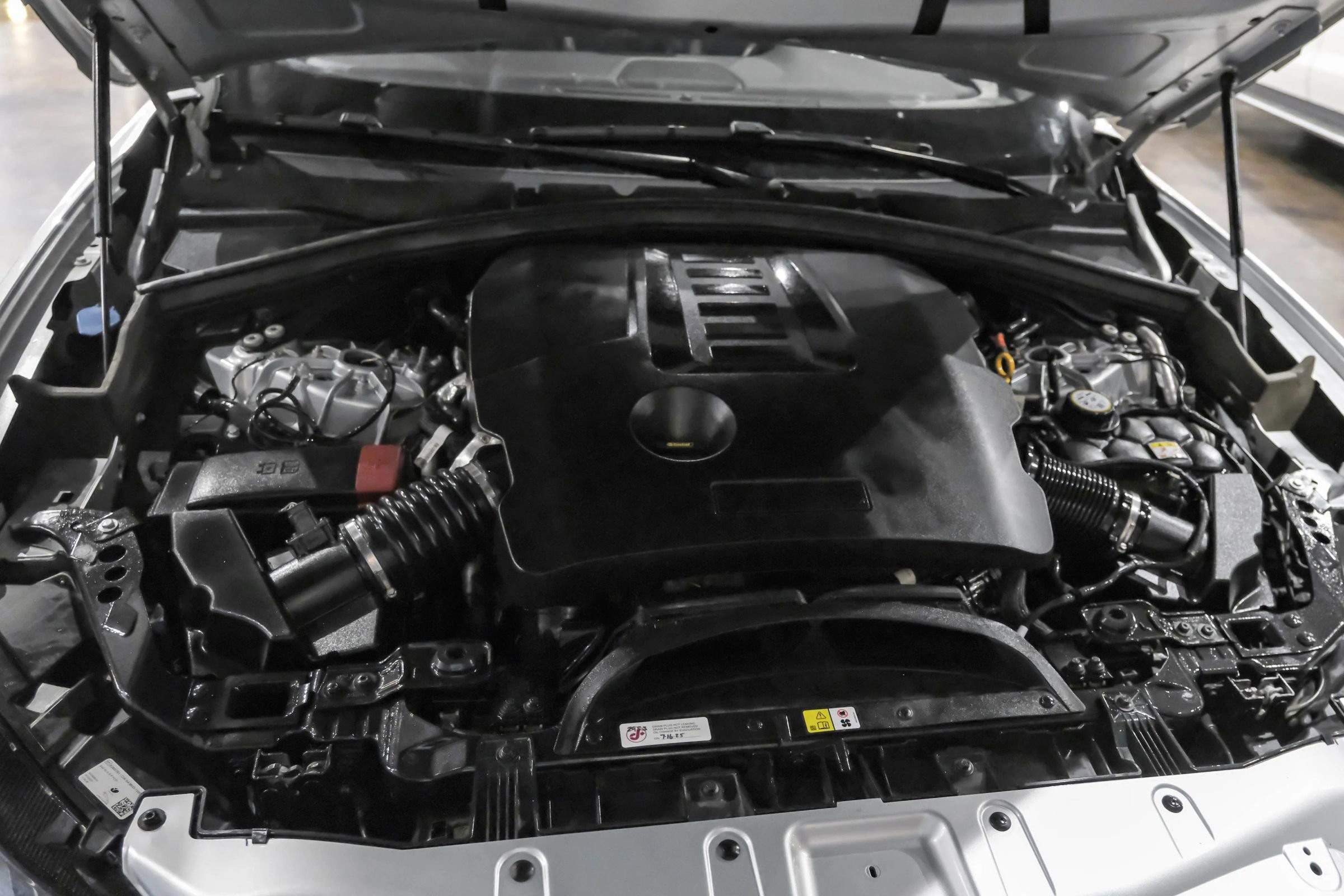 Used 2021 Jaguar F-PACE S image 48