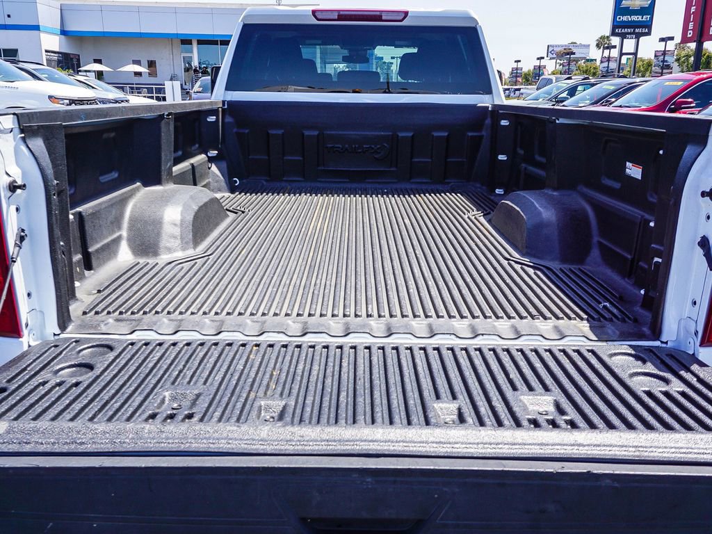 Used 2025 Chevrolet Silverado 2500 LT w/ Convenience Package AWD/4WD image 24