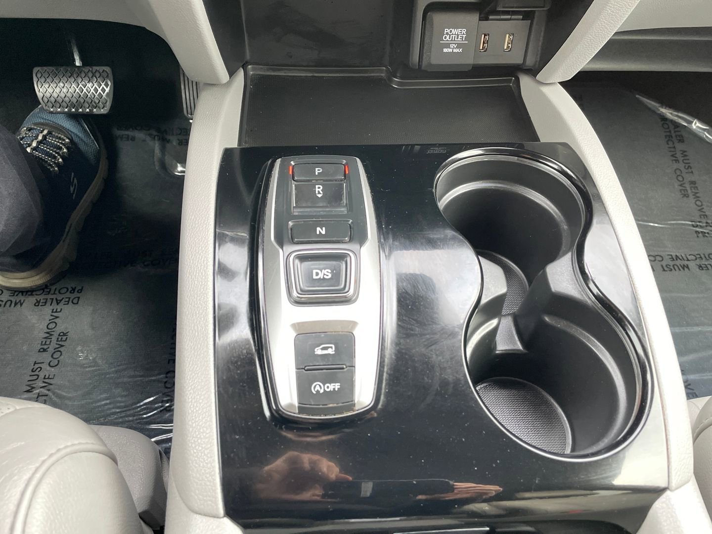 Used 2018 Honda Pilot Elite image 24