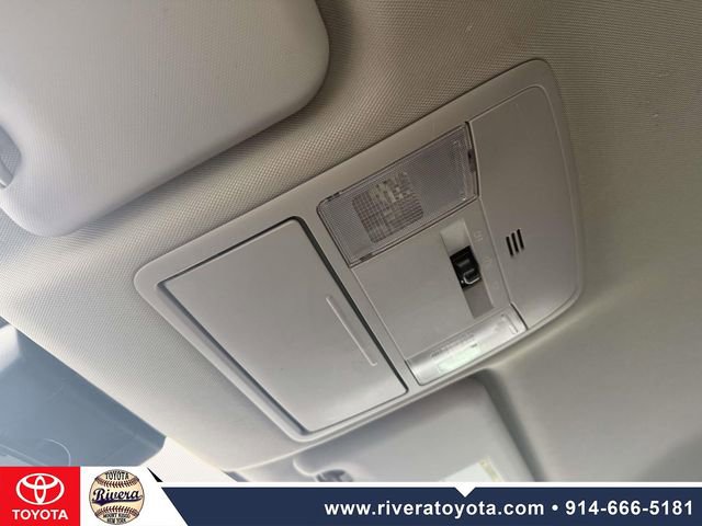 Used 2017 Toyota RAV4 LE image 21