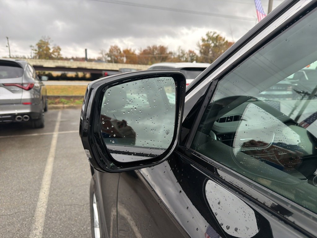 Used 2023 Jeep Grand Cherokee Limited image 14