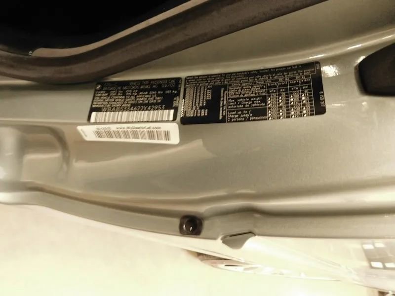 Used 2002 BMW 325Ci Convertible image 36