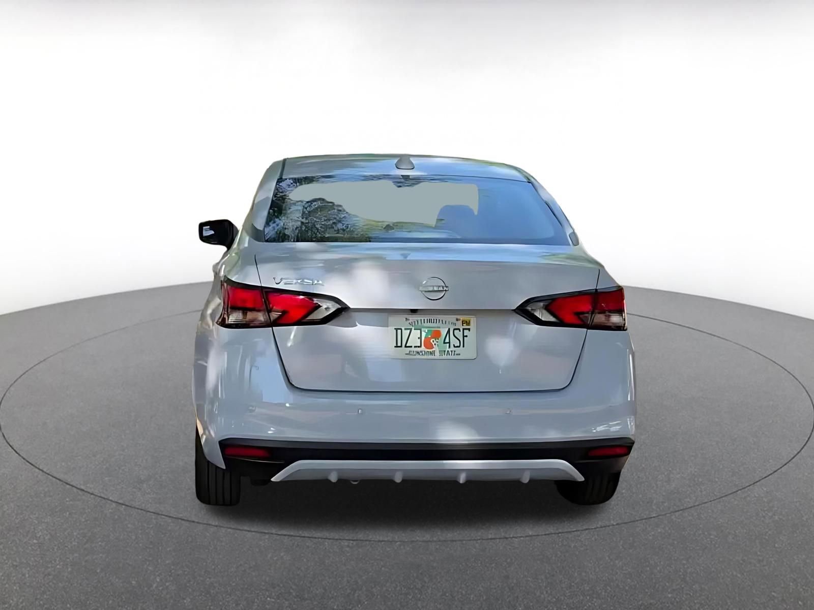 Used 2025 Nissan Versa SV FWD image 12