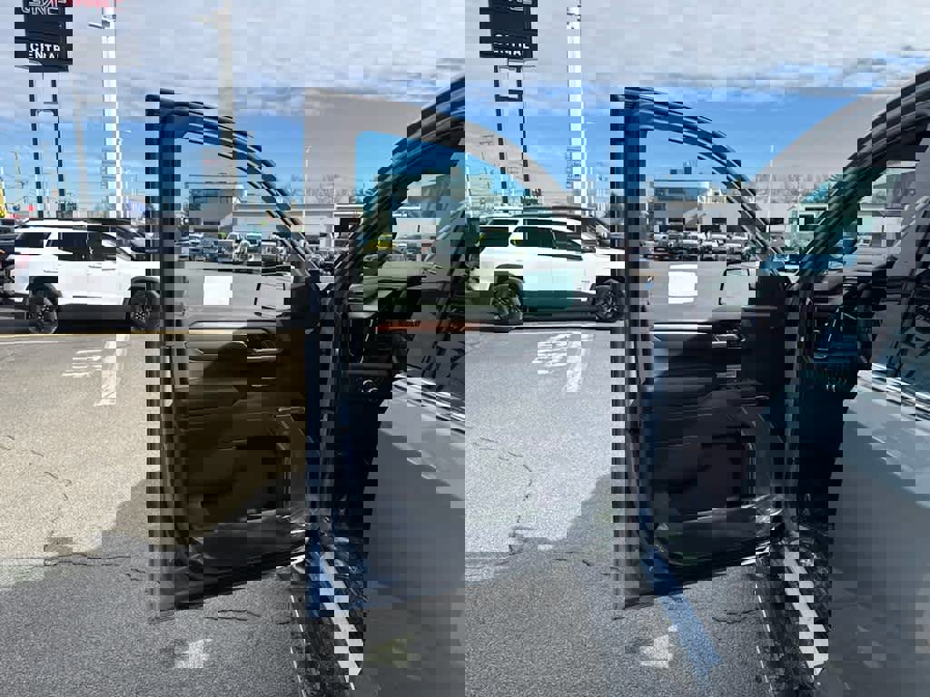 New 2026 GMC Sierra 1500 Denali w/ Denali Reserve Package image 17