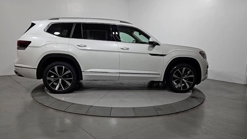 New 2026 Volkswagen Atlas SEL Premium R-Line image 6