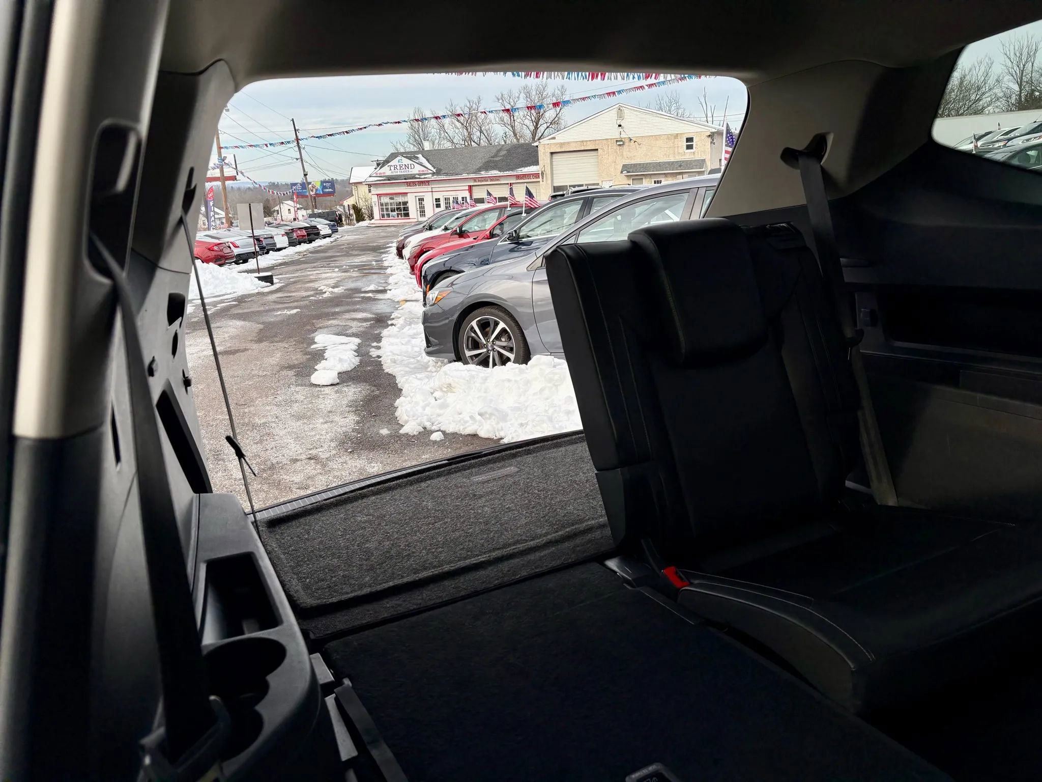 Used 2018 Volkswagen Atlas SEL w/ R-Line Package image 35