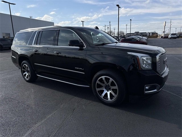 Used 2016 GMC Yukon XL Denali w/ Open Road Package image 6