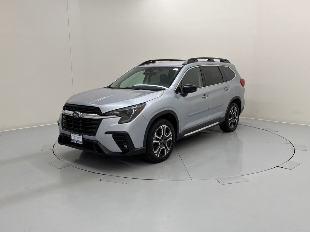 Certified 2024 Subaru Ascent Limited AWD/4WD image 2