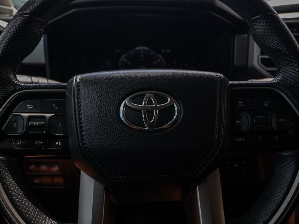 Used 2024 Toyota Tundra Limited AWD/4WD image 24