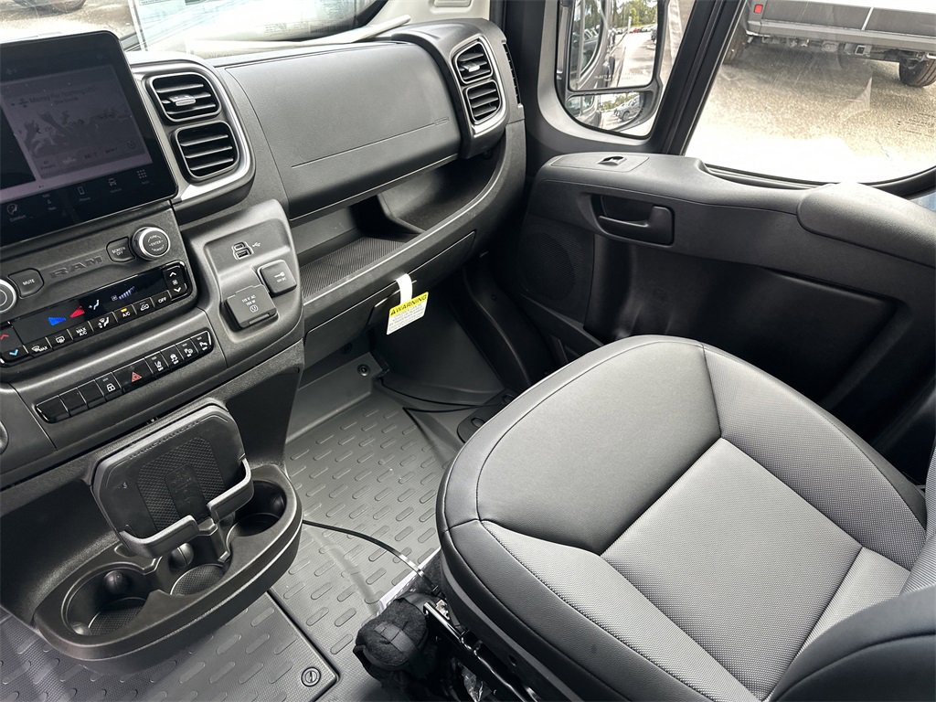 New 2026 RAM ProMaster 3500 w/ Quick Order Package 22G SLT image 13