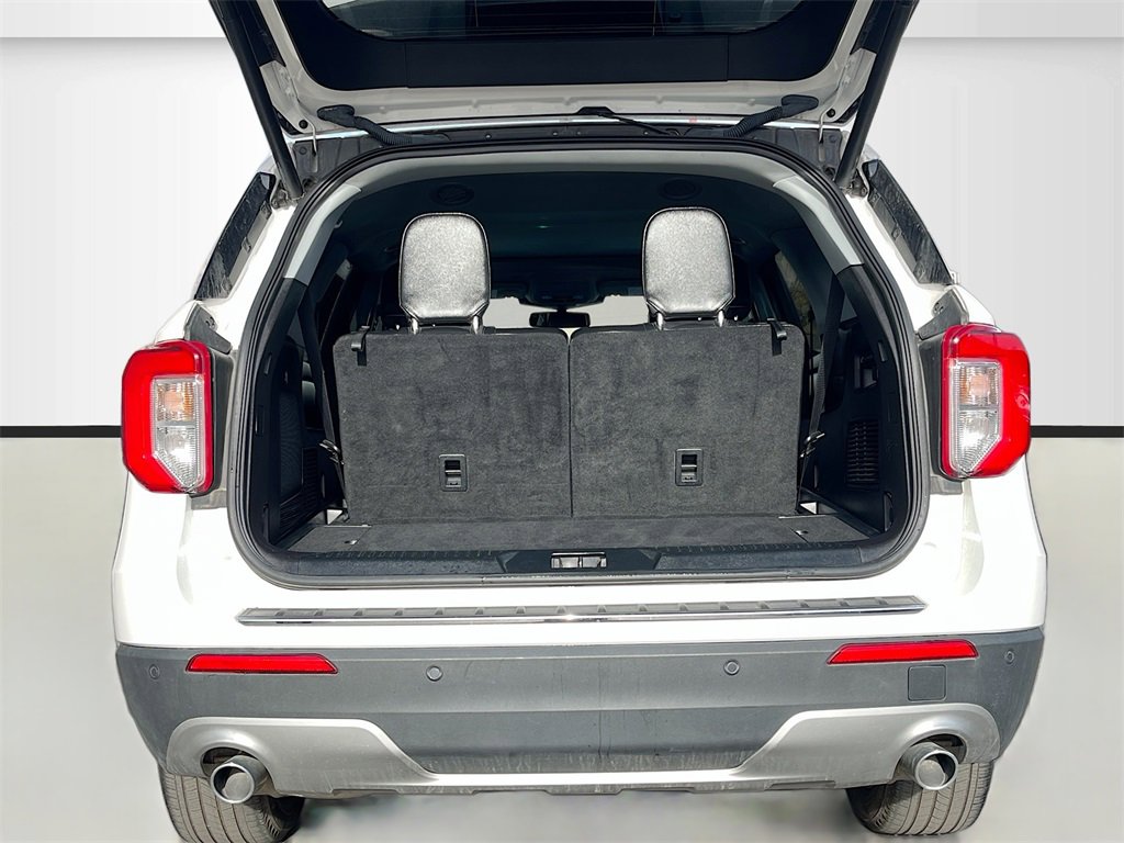Used 2022 Ford Explorer Limited w/ Equipment Group 301A image 28