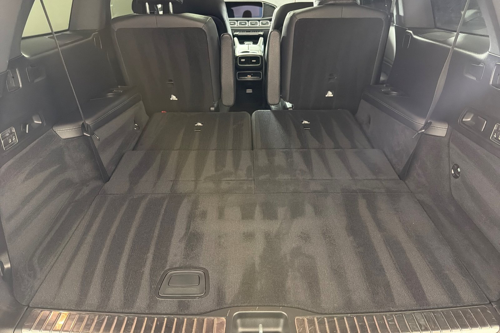 Used 2024 Mercedes-Benz GLS 450 4MATIC image 14