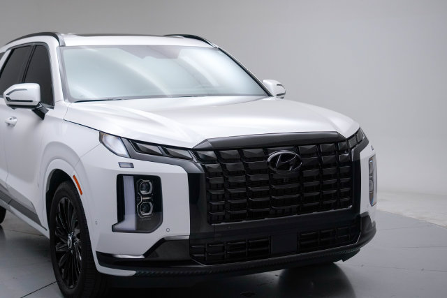 Used 2025 Hyundai Palisade Calligraphy AWD/4WD image 11