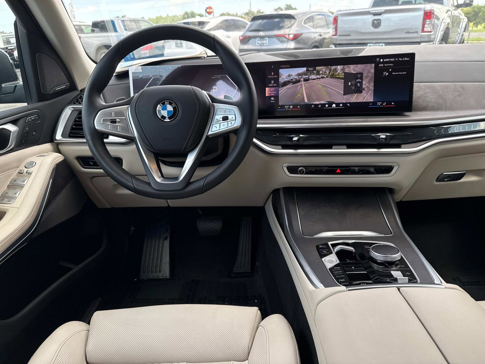Certified 2025 BMW X7 xDrive40i w/ Premium Package image 16