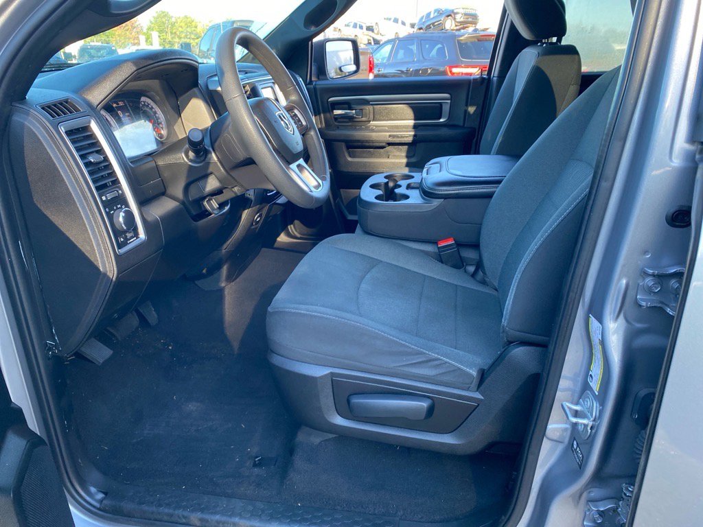 Used 2022 RAM 1500 Classic Warlock image 9