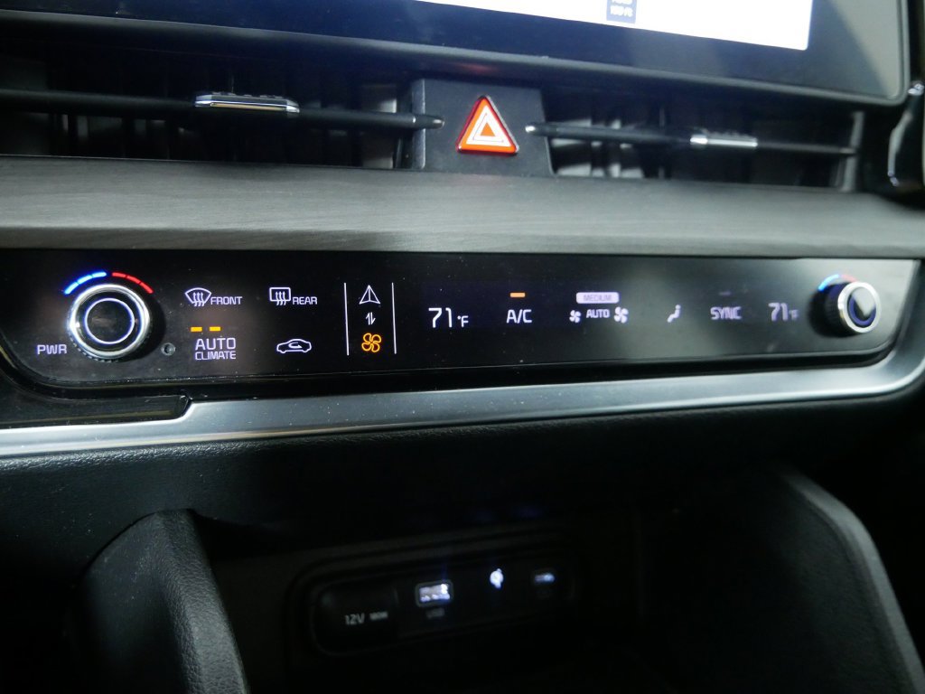 Used 2023 Kia Sportage X-Line AWD/4WD image 33