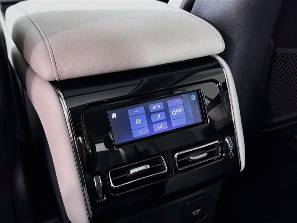 New 2027 Lincoln Aviator 2WD image 27
